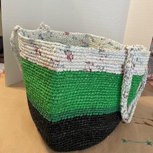 Africa Handmade crochet Bag , 21”x13” NEW